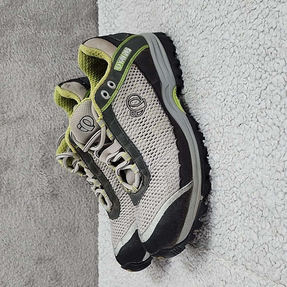 Pearl Izumi Womens Cycling Shoe, X-Alp Seek size EUR 39 US 8.5 Ride and Run